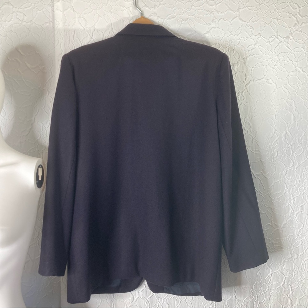 ✨ Vintage Sag Harbor Wool Blazer – Classic 80s Power Piece ✨ - Picture 4 of 15